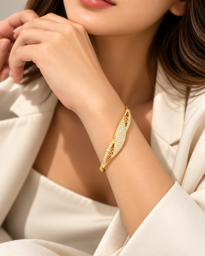 Golden Radiance Diamond Kada Bracelet
