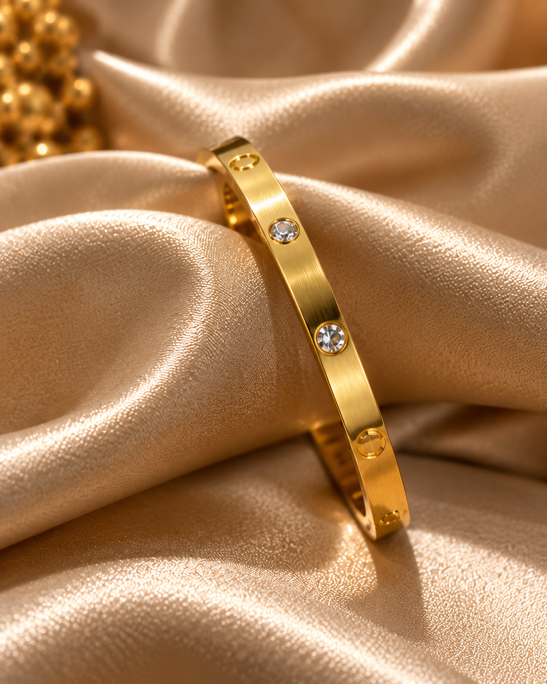 Golden Crystal Screw-Style Bangle